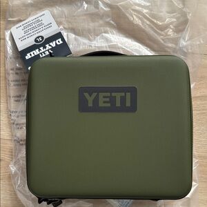 Yeti Daytrip olive lunch bag 3L